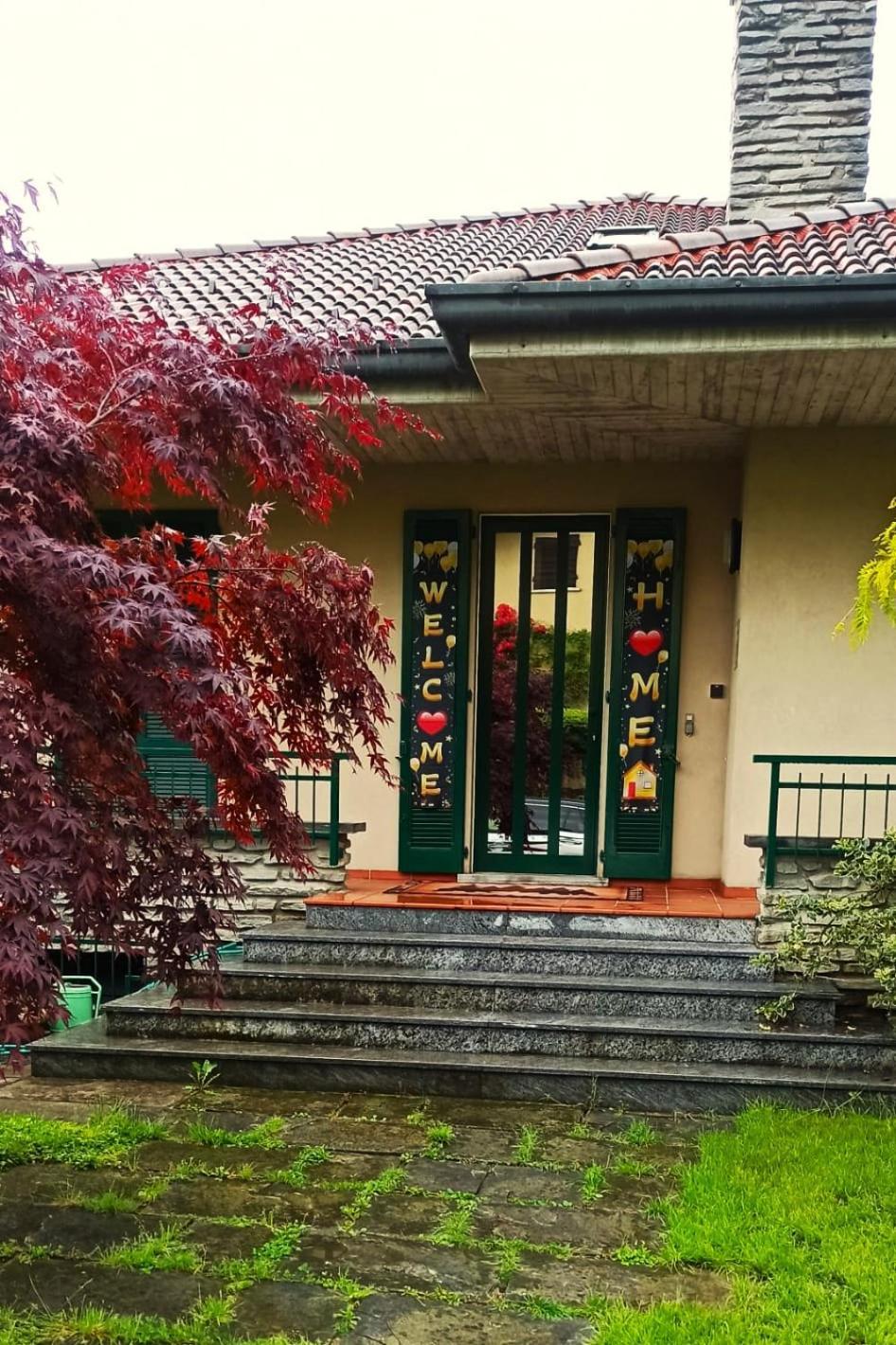 Lukas Home Con Il Cuore Appartamento 3 Camere Al Piano Terra E Appartamento 1 Camera In Taverna Merone Kültér fotó